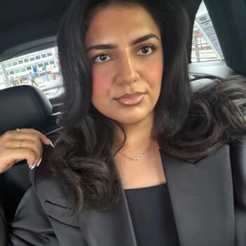 Babysitter in Mechelen: Artina Raisifar