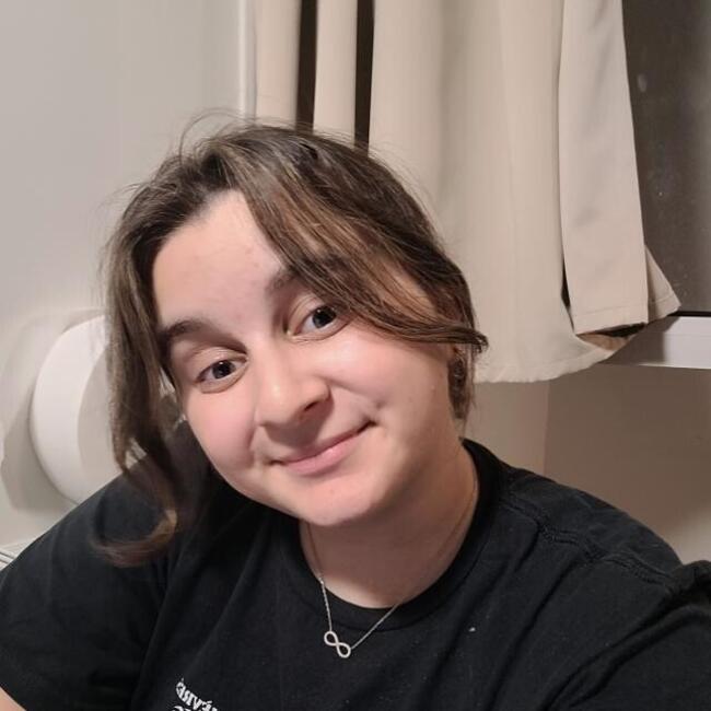 Babysitter in Bourg-lès-Valence: Léa