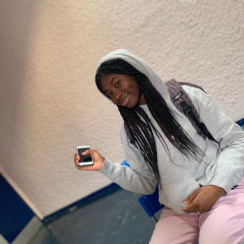 Baby-sitter Cergy: Pauline