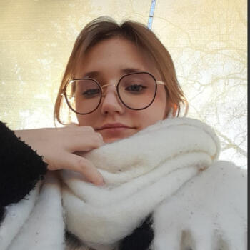 Babysitter in Gradignan: Lila