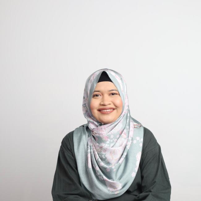 Babysitting job in Singapore: Anisah