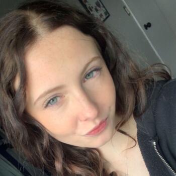 Baby-sitter in Chutes Niagara: Patrycja