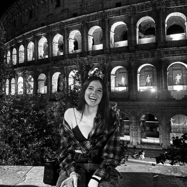 Babysitter in Rome: Elena