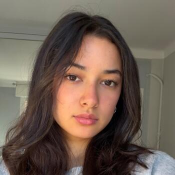 Babysitter in Cannes: Aleyna