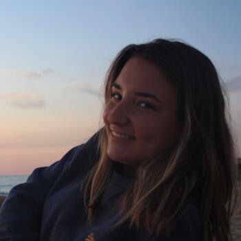 Baby-sitter in Nice: Camille