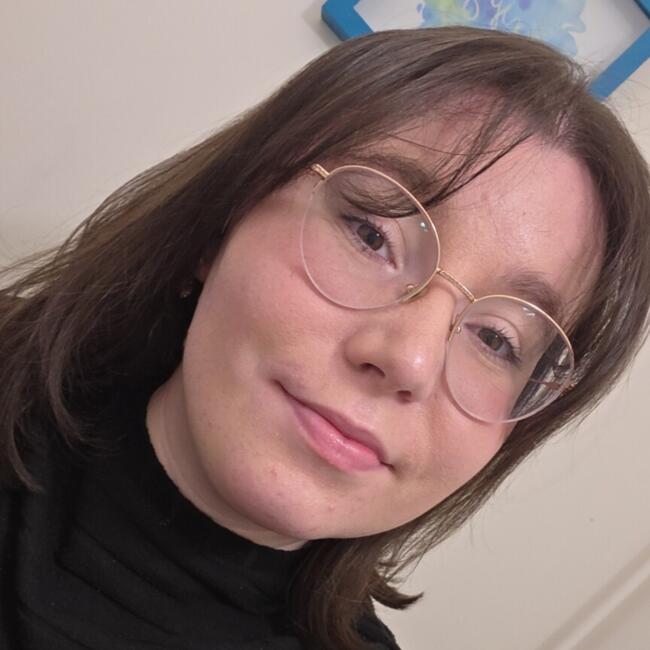 Babysitter in Azerailles: Lila