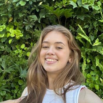 Babá em Estância Velha: Tawane