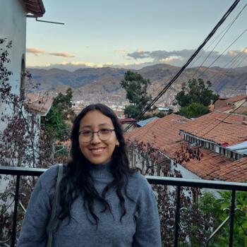 Babysitter in The Hague: Valeria