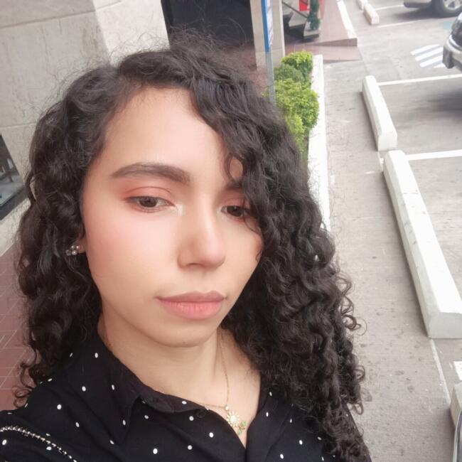 Niñera en Tegucigalpa: Dinia