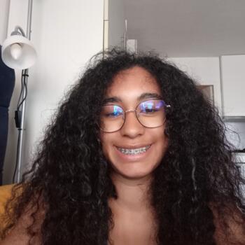 Babysitter in Pau: Aldine