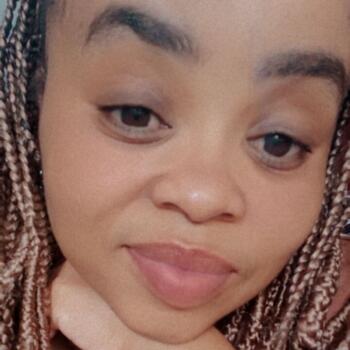 Nanny in Emalahleni: Phindile