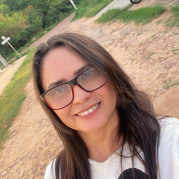 Babysitter in Crato: Girlane