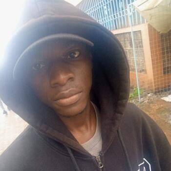 Babysitter Thika: Shawn