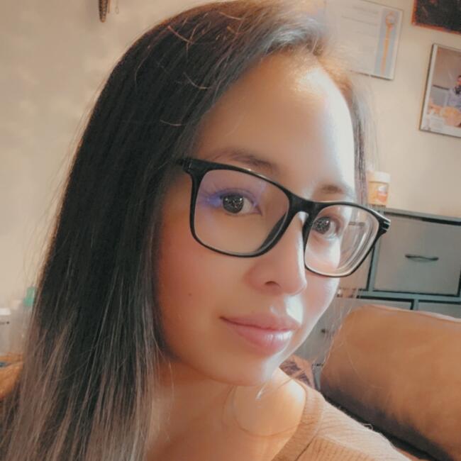 Babysitter in Long Beach: Allison