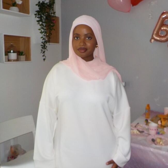 Babysitter in Verrières-le-Buisson: Salisabillah