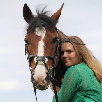 Babysitter in Le Havre: Lola