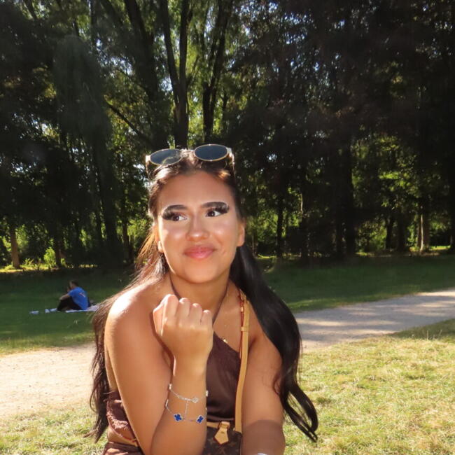 Babysitter in Amsterdam: Sadia