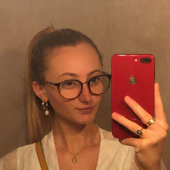 Baby-sitter in Mérignac: Pauline