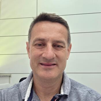 Emprego de babá em Feliz: emprego de babá Gustavo