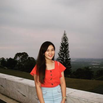 Babysitter in Auckland: Darlene