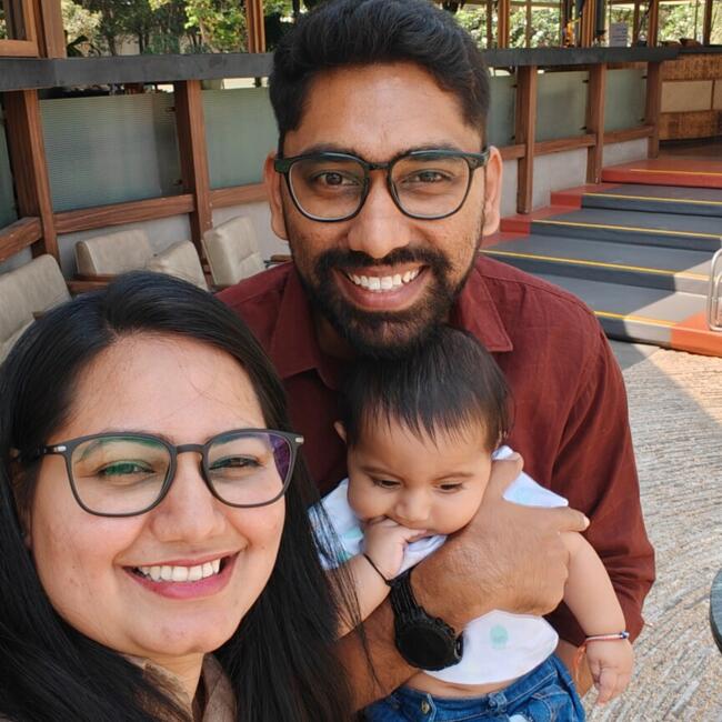 पुणे में बेबीसिटिंग की नौकरी: Damini