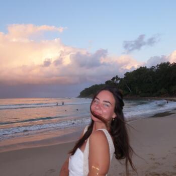 Babysitter Melbourne: Tayla