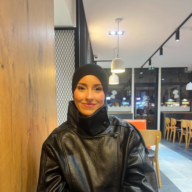 Babysitter in Nanterre: Salma