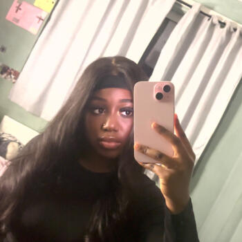 Babysitter in Manchester: Yemi
