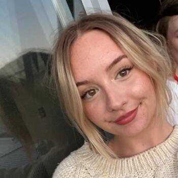 Babysitter in Gold Coast: Emily
