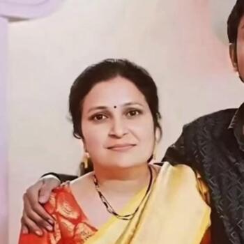 इन्दौर में बेबीसिटर: ASHISH DAREKAR