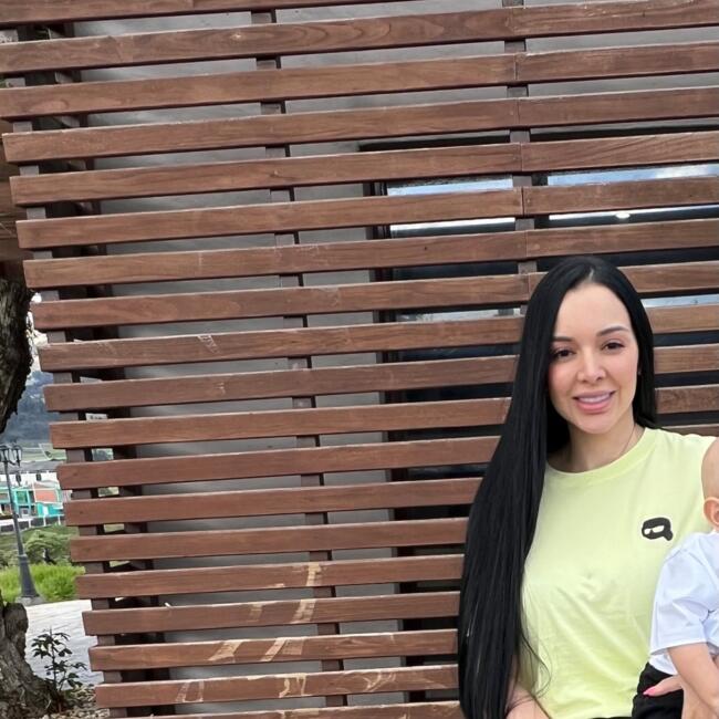 Babysitting job in Chía: Laura