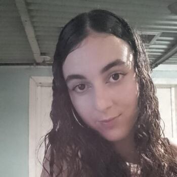 Babysitter in Porto Alegre: Alexia