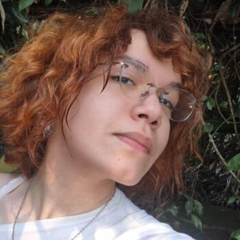 Babysitter in Santo André: Aya
