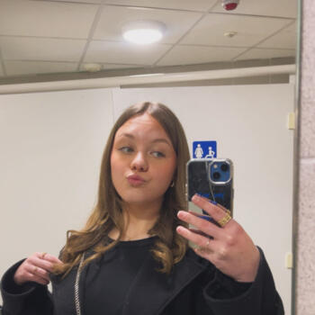 Babysitter in Grenoble: Cyrielle