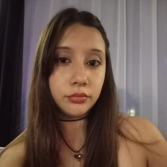 Babysitter in Almirante Brown: Dara