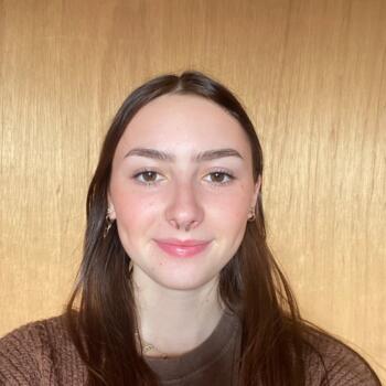 Babysitter in Plougonven: Sélène