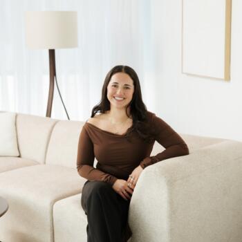 Babysitter in Rolleston: Evania