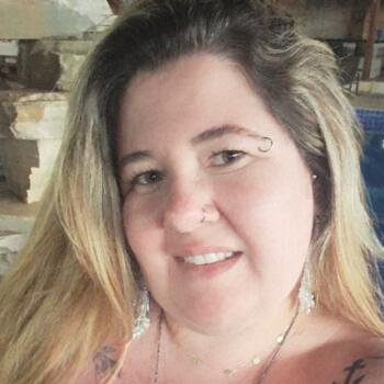 Babysitter in Varginha: Tatiana