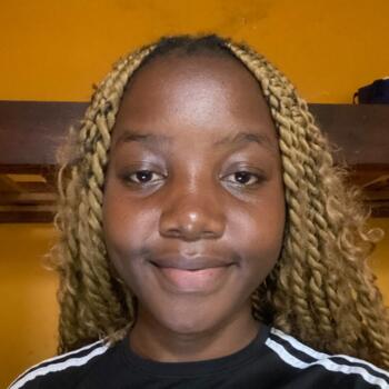 Babysitter Nairobi: Sandy