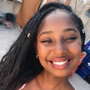 Babá São Pedro da Aldeia: Nathalia