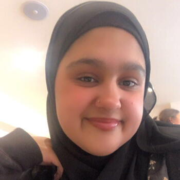 Babysitter in Dewsbury: Hinna