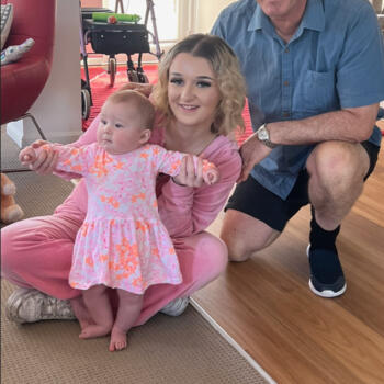 Babysitter in Melbourne: Mia