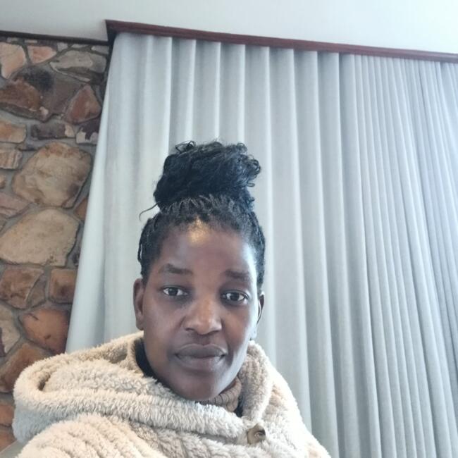 Babysitter in Cape Town: Lorraine