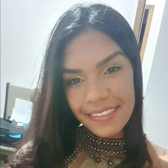 Emprego de babá em Forquilhinha: Dinoelia