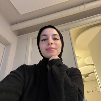 Babysitter in Leuven: Farah