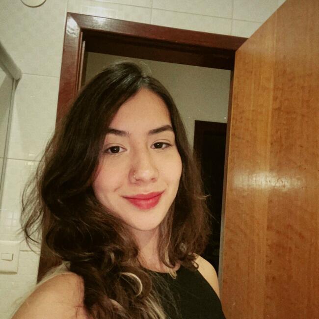 Babá em Brasília: Júlia