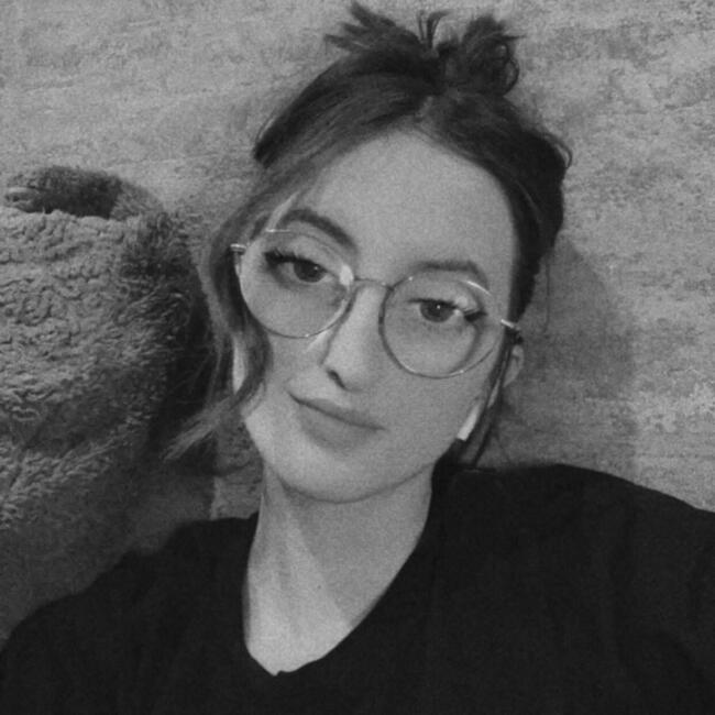 Babysitter in Augny: Eva