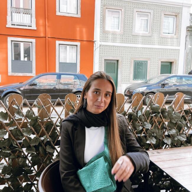 Babysitter in Falagueira: Carolina