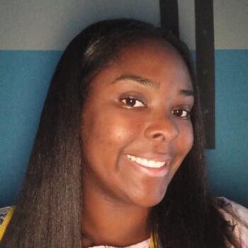 Babysitter in Jaraguá do Sul: Antonielly