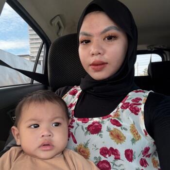 Babysitting job in Kuantan: babysitting job Ain
